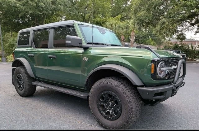 2022 Ford Bronco 6th Gen - Image 4 of 12