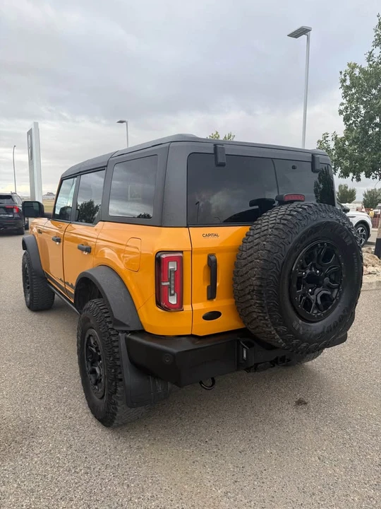 2022 Ford Bronco 6th Gen - Image 6 of 15