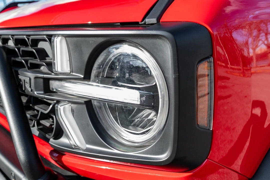 2022 Ford Bronco 6th Gen - Image 18 of 31