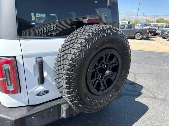 2022 Ford Bronco 6th Gen - Image 10 of 15