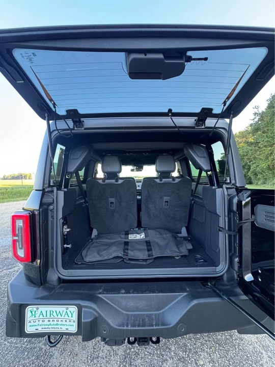 2022 Ford Bronco 6th Gen - Image 8 of 12