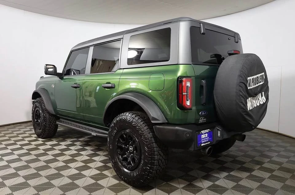 2022 Ford Bronco 6th Gen - Image 4 of 9