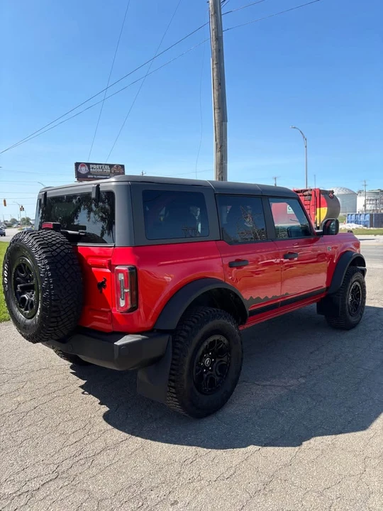 2022 Ford Bronco 6th Gen - Image 6 of 11
