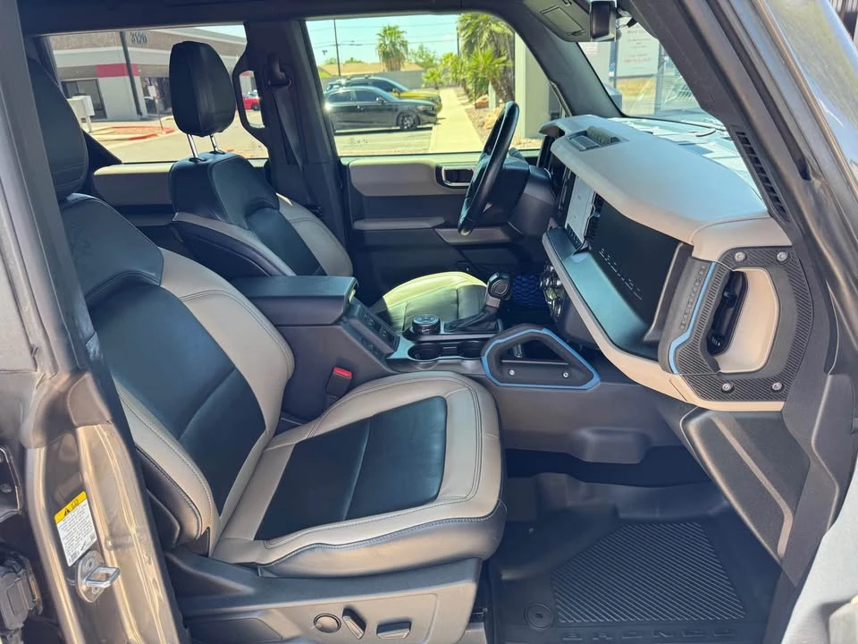 2022 Ford Bronco 6th Gen - Image 19 of 20