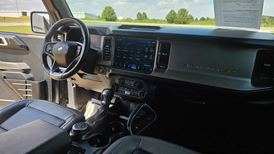 2022 Ford Bronco 6th Gen - Image 17 of 19
