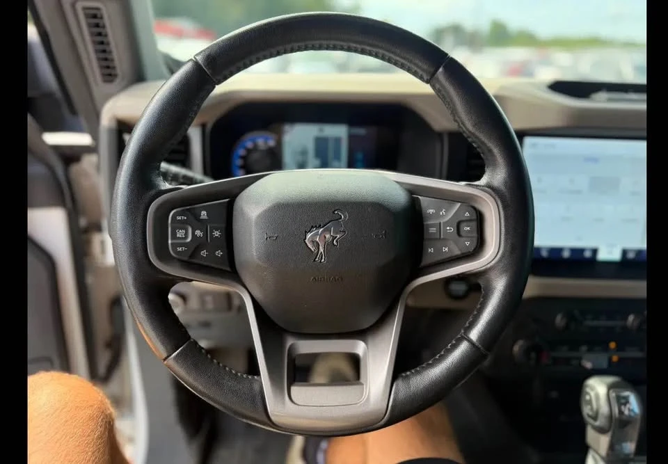 2022 Ford Bronco 6th Gen - Image 9 of 13