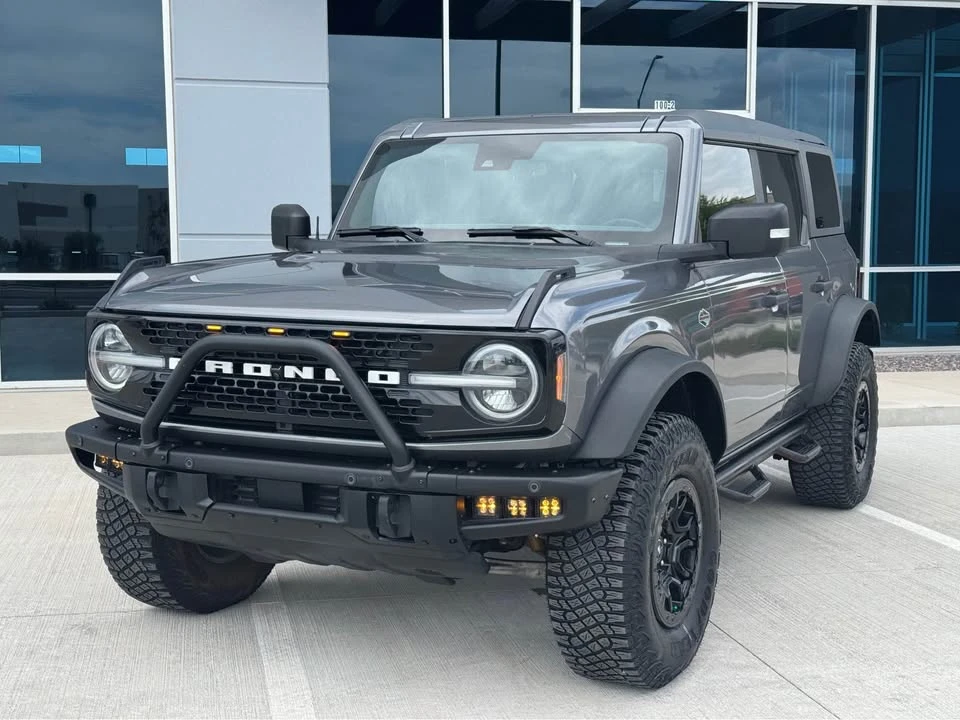 2022 Ford Bronco 6th Gen - Image 2 of 18