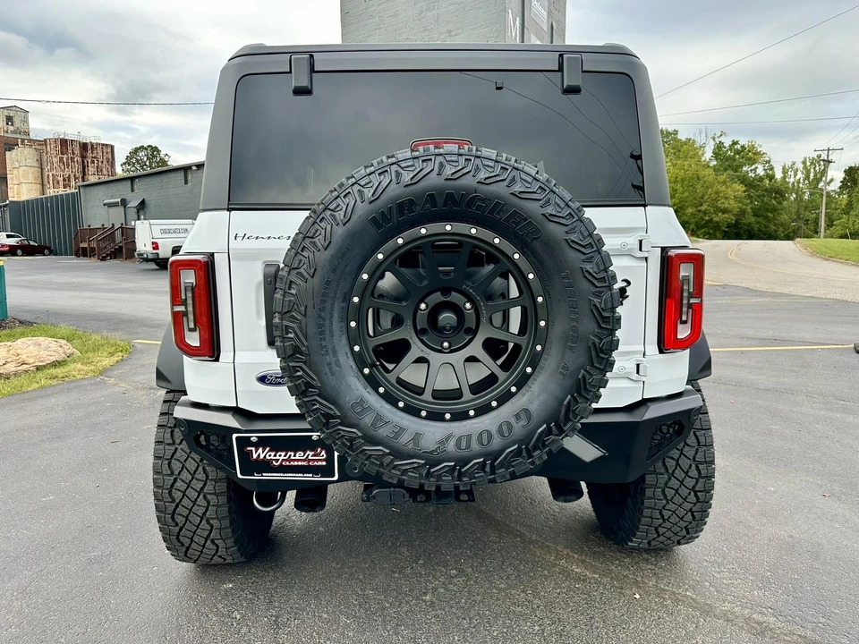 2022 Ford Bronco 6th Gen - Image 11 of 31