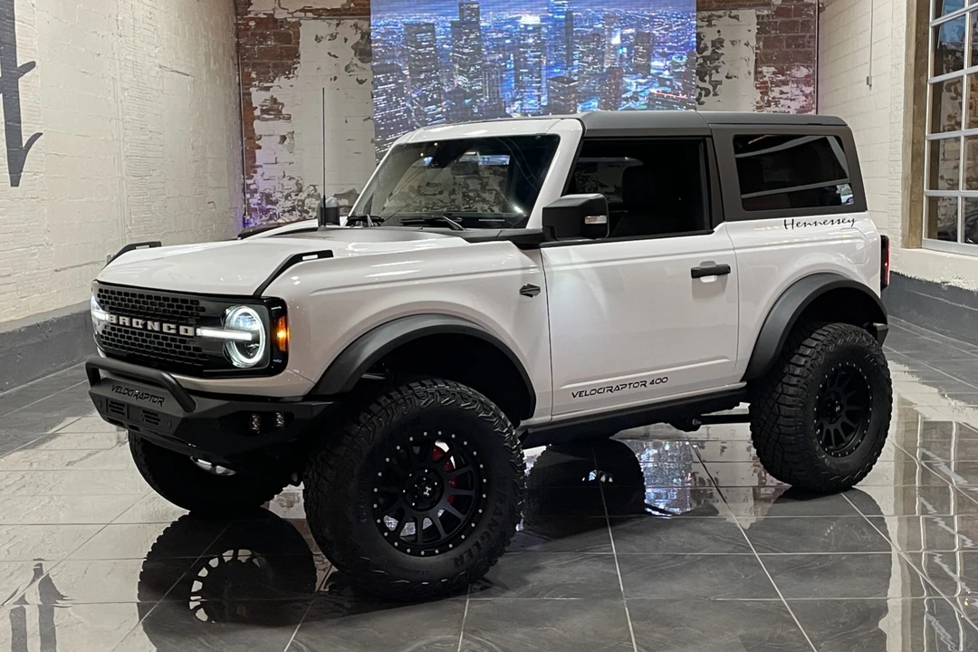 2022 Ford Bronco 6th Gen - Image 1 of 31