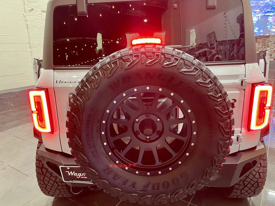 2022 Ford Bronco 6th Gen - Image 27 of 31
