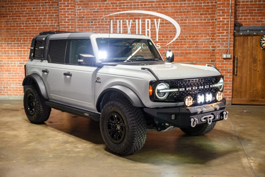 2022 Ford Bronco 6th Gen - Image 9 of 31