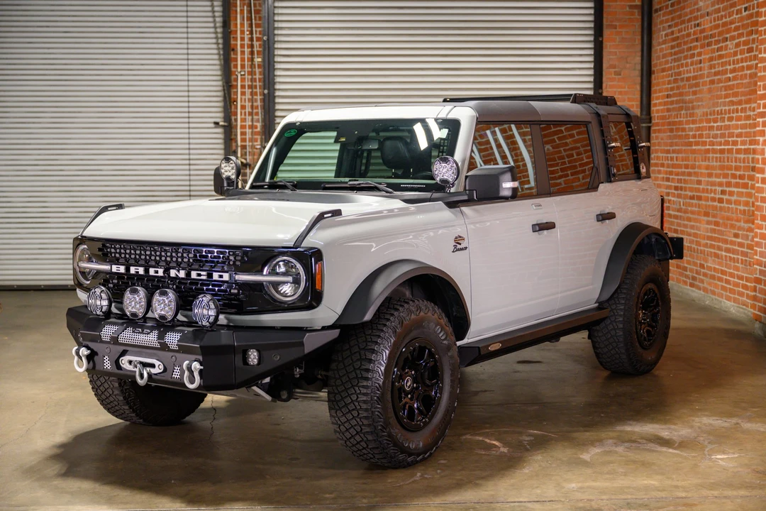 2022 Ford Bronco 6th Gen - Image 4 of 31
