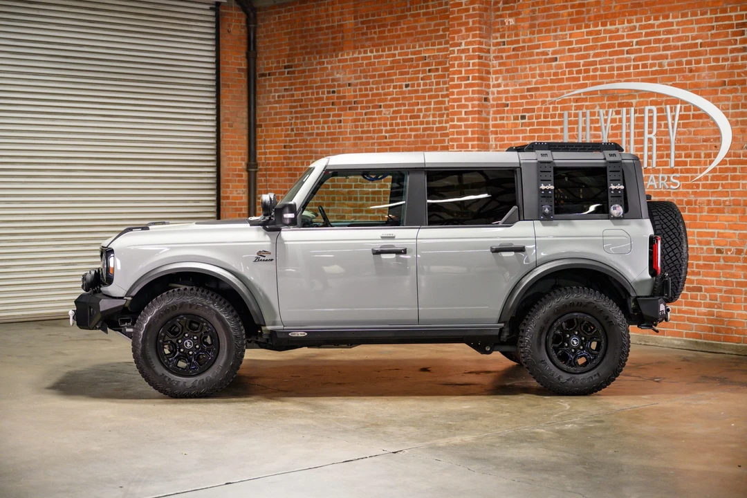 2022 Ford Bronco 6th Gen - Image 18 of 31