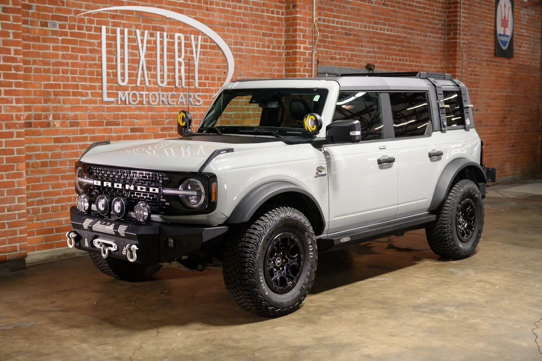 2022 Ford Bronco 6th Gen - Image 2 of 31