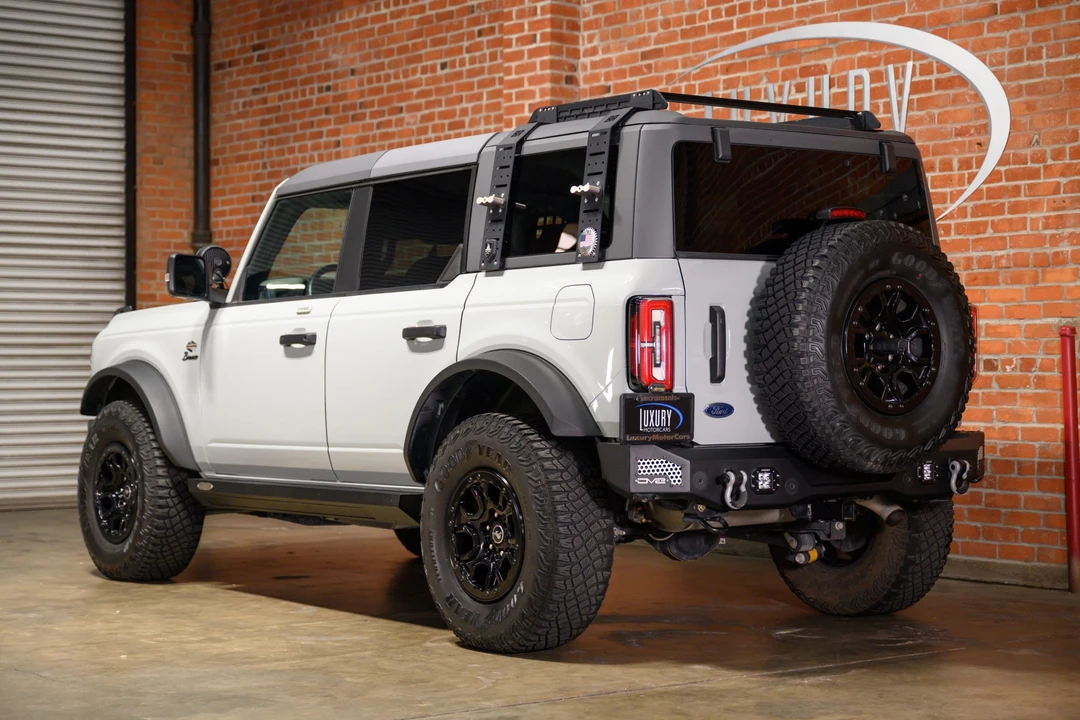 2022 Ford Bronco 6th Gen - Image 17 of 31