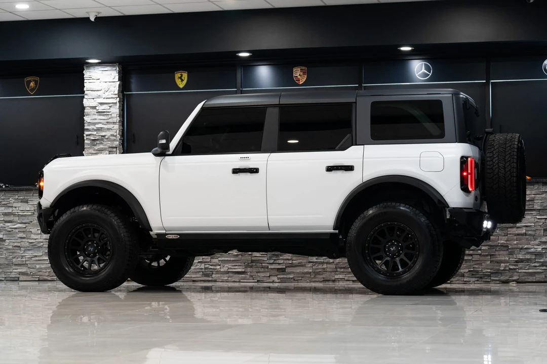 2022 Ford Bronco 6th Gen - Image 20 of 31