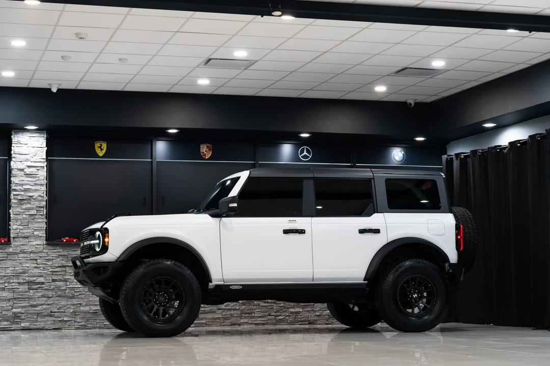 2022 Ford Bronco 6th Gen - Image 16 of 31