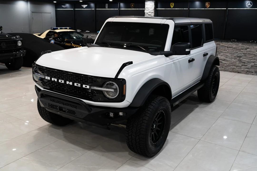 2022 Ford Bronco 6th Gen - Image 6 of 31