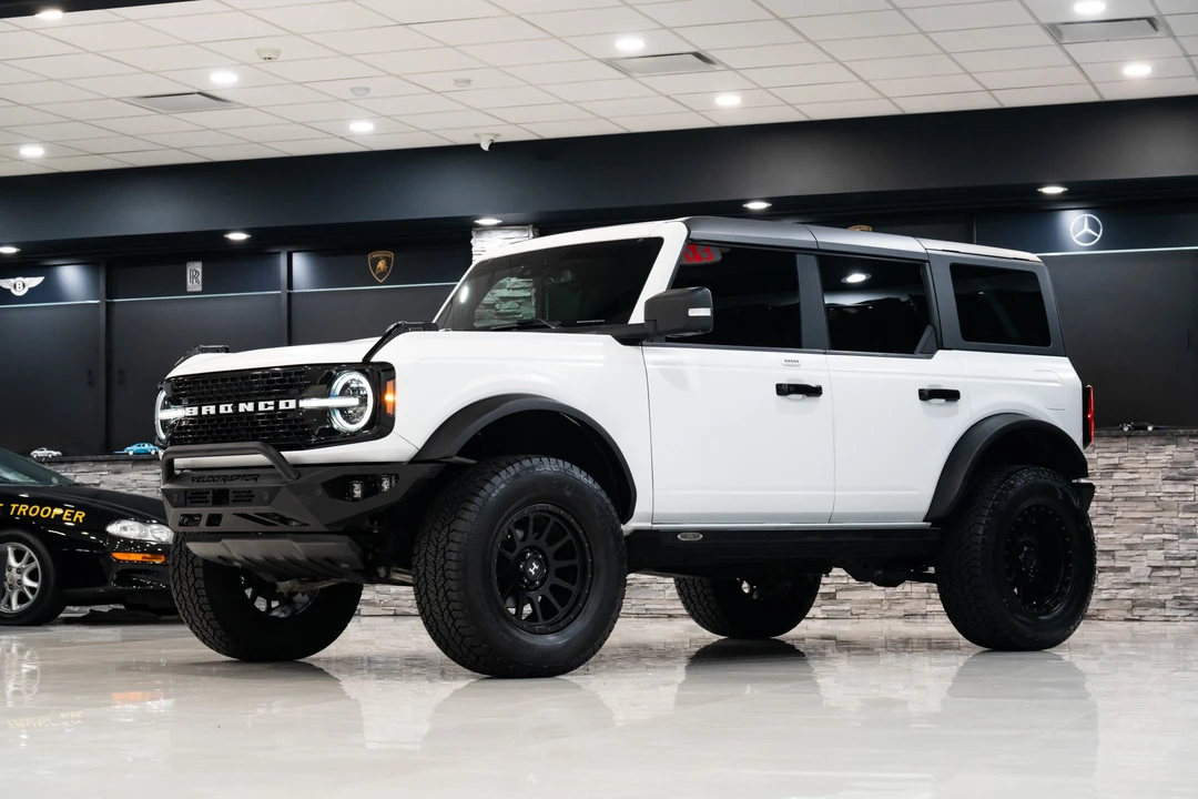 2022 Ford Bronco 6th Gen - Image 14 of 31