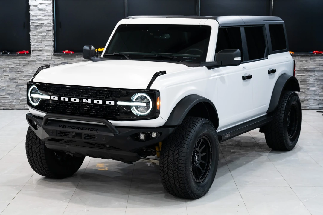 2022 Ford Bronco 6th Gen - Image 13 of 31