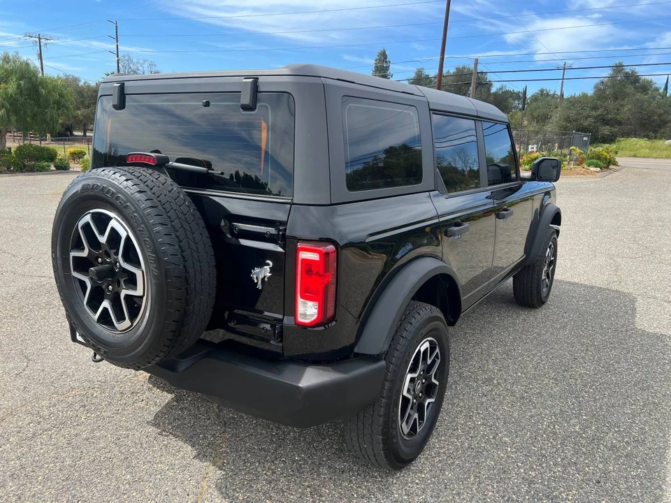 2022 Ford Bronco 6th Gen - Image 10 of 20
