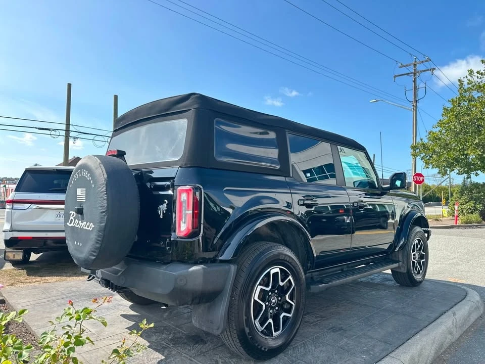 2022 Ford Bronco 6th Gen - Image 3 of 18
