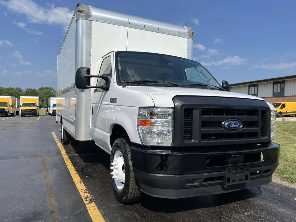 2022 Ford Econoline Van - Image 3 of 12