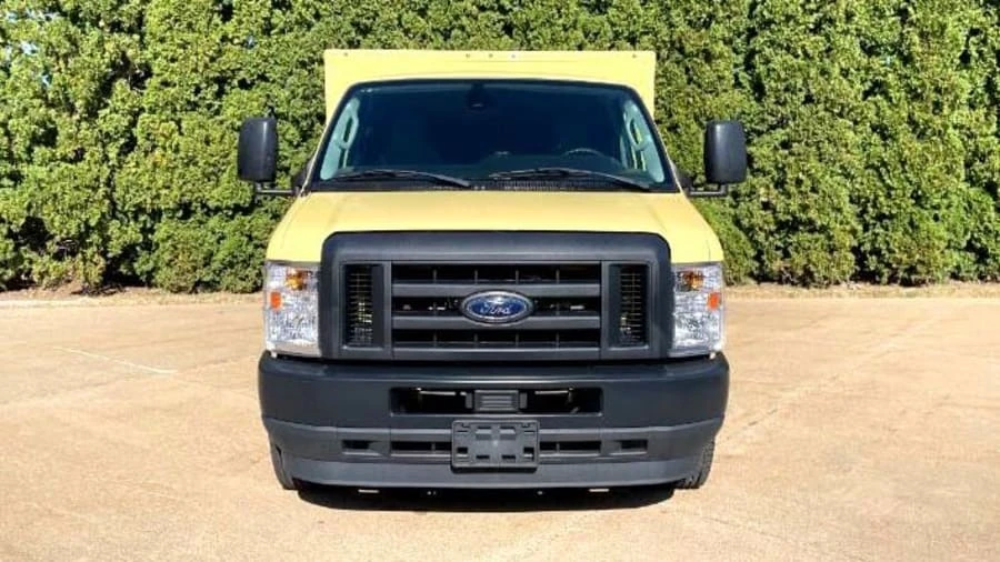 2022 Ford Econoline Van - Image 4 of 17