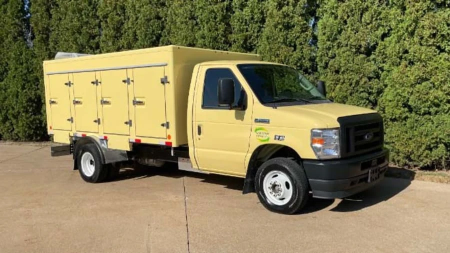 2022 Ford Econoline Van - Image 6 of 17