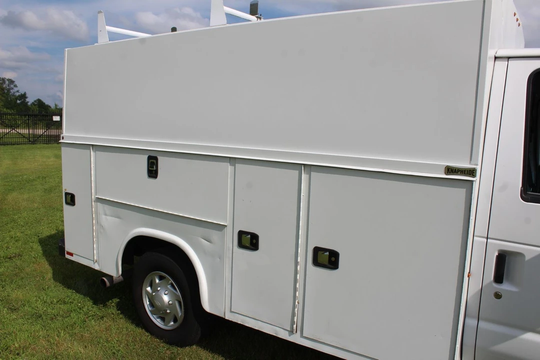 2022 Ford Econoline Van - Image 6 of 12