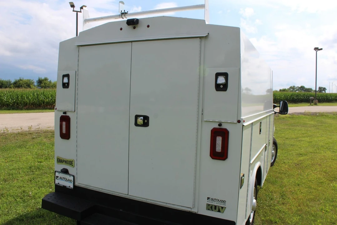 2022 Ford Econoline Van - Image 7 of 12