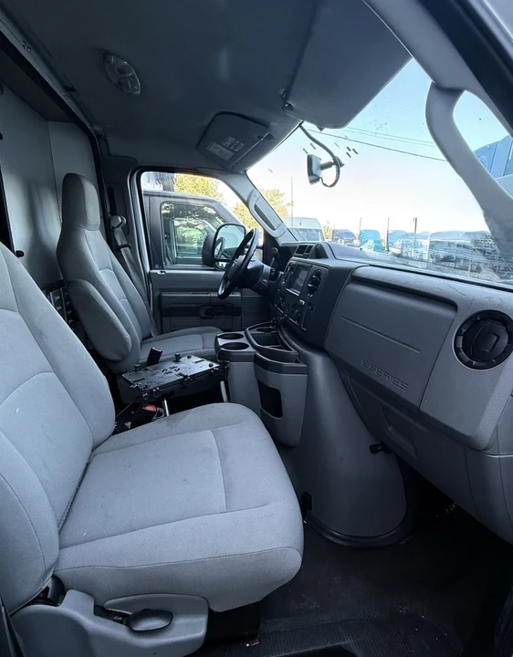 2022 Ford Econoline Van - Image 15 of 21