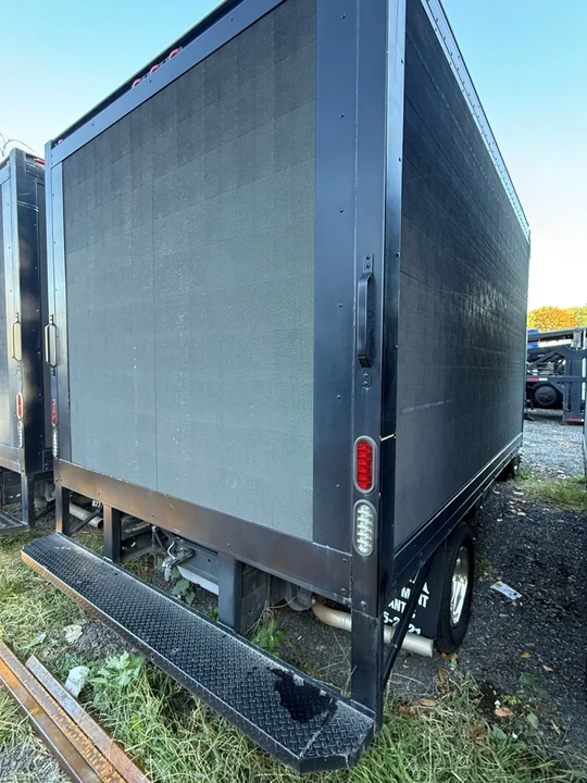 2022 Ford Econoline Van - Image 5 of 21