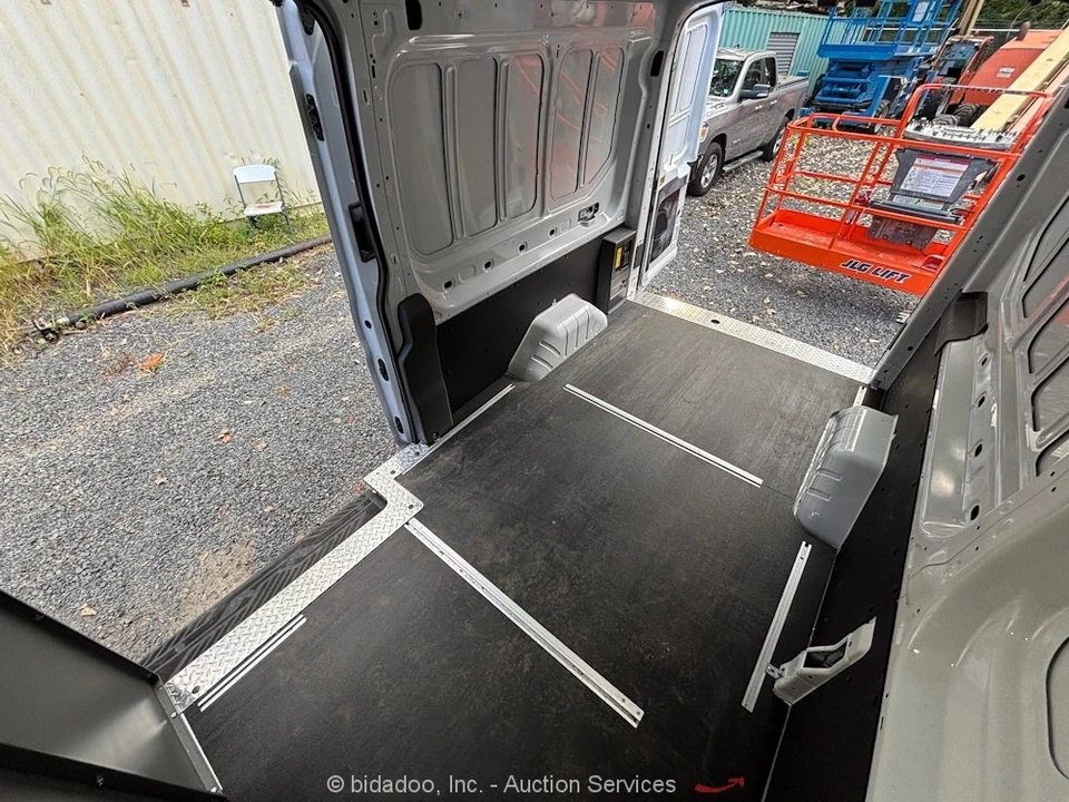 2022 Ford Transit - Image 11 of 12