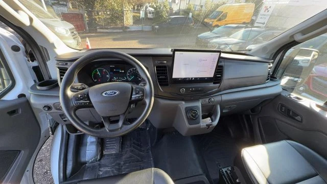 2022 Ford Transit - Image 9 of 30