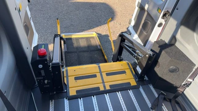 2022 Ford Transit - Image 29 of 30