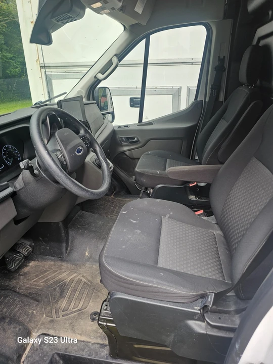 2022 Ford Transit - Image 2 of 11