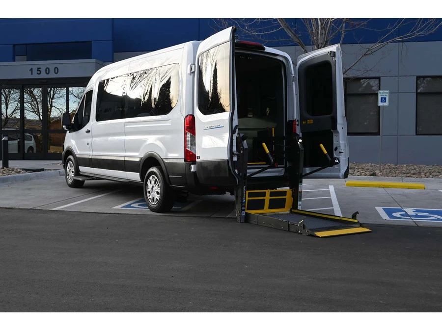2022 Ford Transit - Image 2 of 12