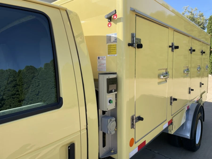 2022 Ford Econoline Van - Image 11 of 27