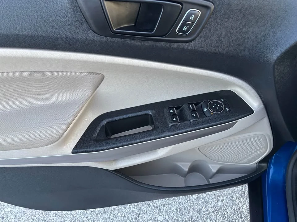 2022 Ford EcoSport - Image 9 of 20