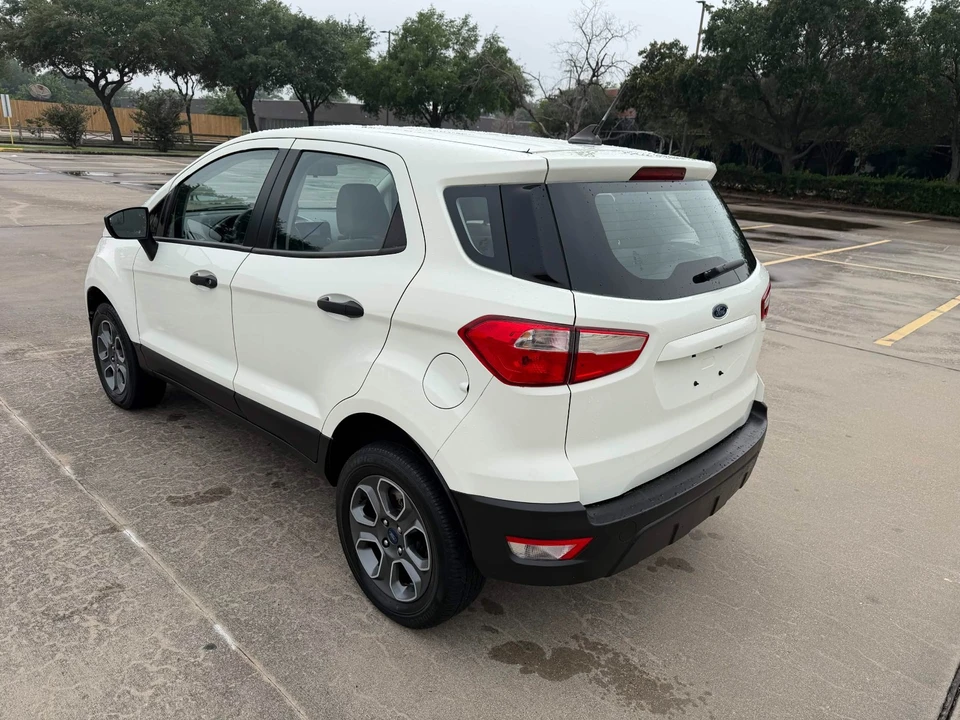 2022 Ford EcoSport - Image 7 of 24