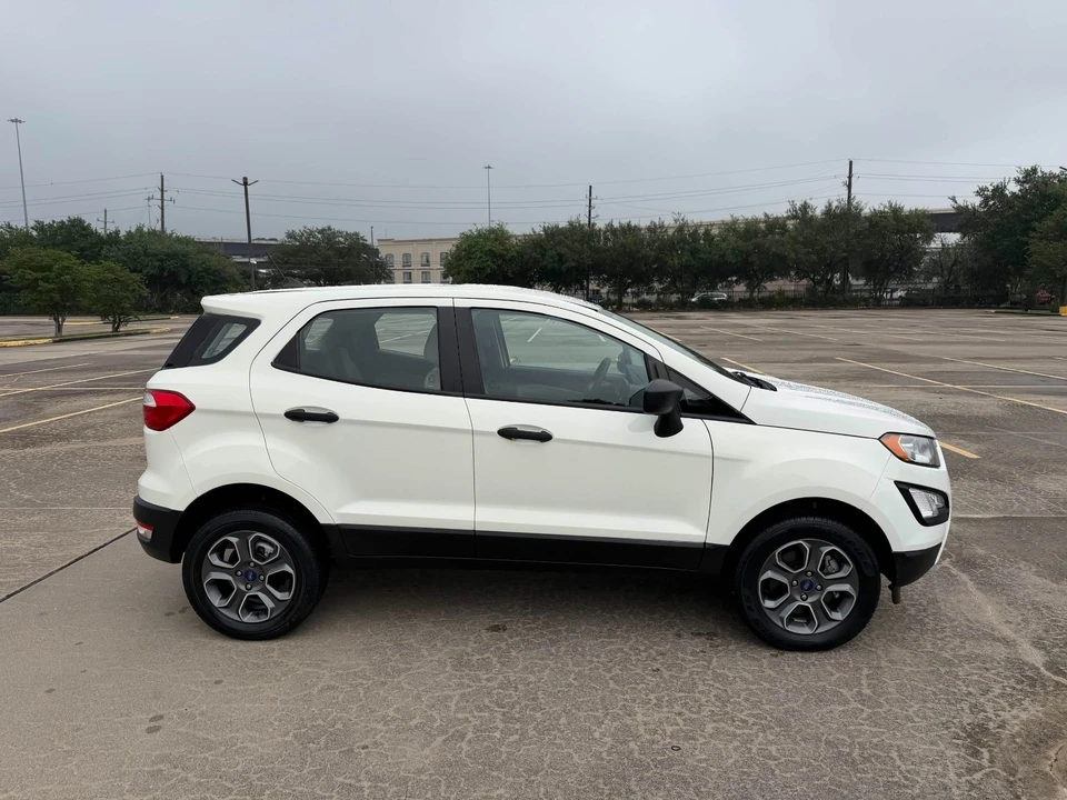 2022 Ford EcoSport - Image 3 of 24