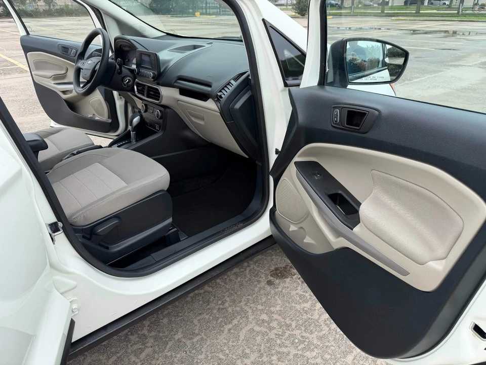 2022 Ford EcoSport - Image 15 of 24
