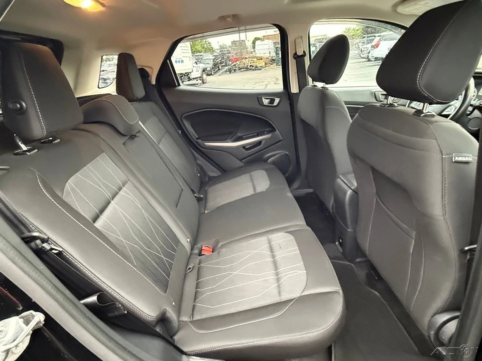2022 Ford EcoSport - Image 15 of 24