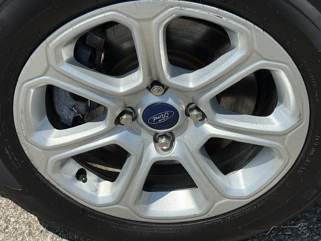 2022 Ford EcoSport - Image 9 of 21