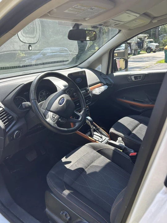 2022 Ford EcoSport - Image 4 of 10