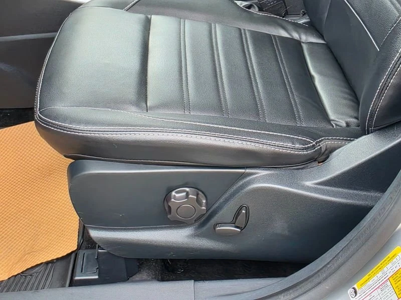 2022 Ford EcoSport - Image 9 of 20