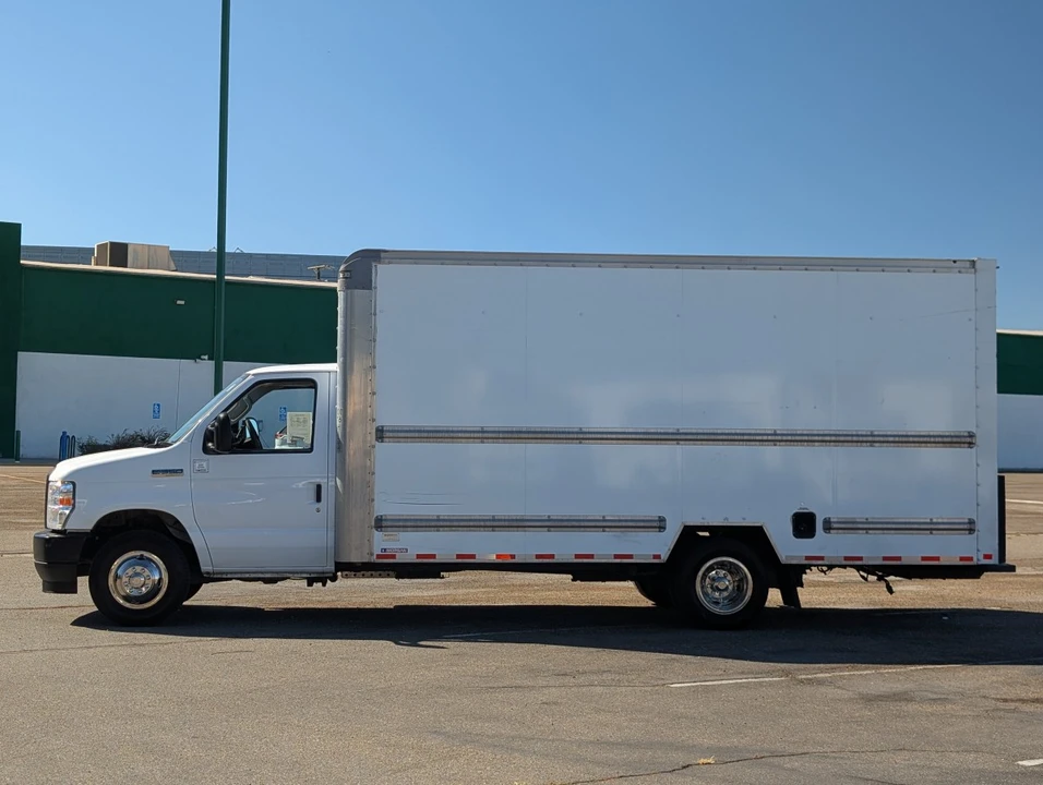 2022 Ford Econoline Van - Image 4 of 12