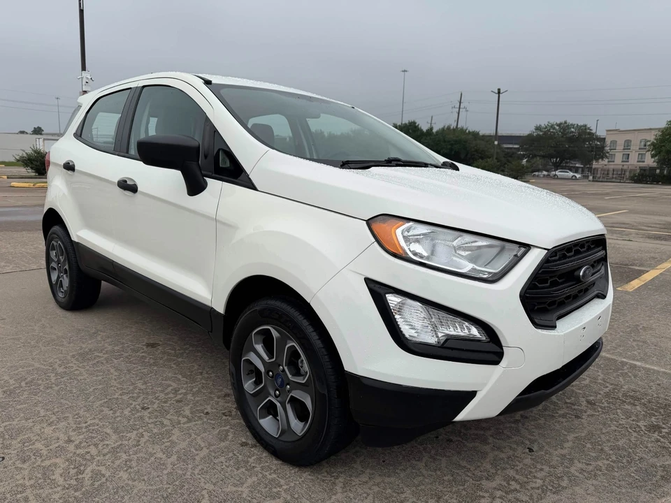 2022 Ford EcoSport - Image 2 of 24