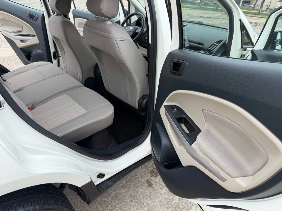 2022 Ford EcoSport - Image 14 of 24